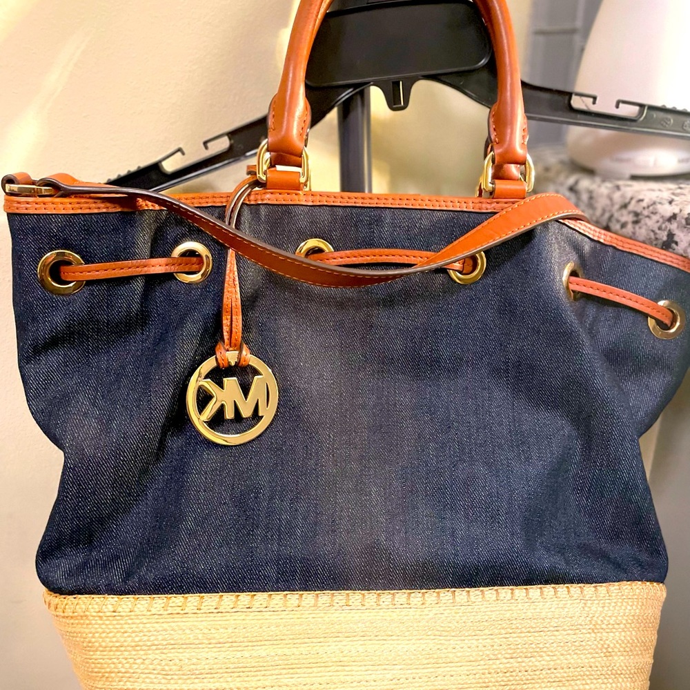 Michael Kors Shoulder Tote